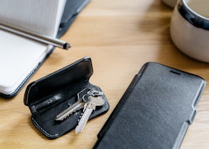 Leather Covers, Organizers & | Bellroy