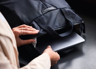 Bellroy Tokyo Tote Compact - (Laptoptas, draagtas, 12 l) - DeepPlum Bellroy Tokyo Tote Compact - (Laptoptas, draagtas, 12 l) - DeepPlum
