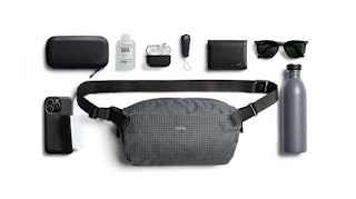 Eine Schultertasche mit überraschendem Stauraum