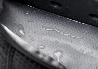 Waterproof lining for our insulated lunch bag, that helps to prevent leaks and keeps your lunch cold