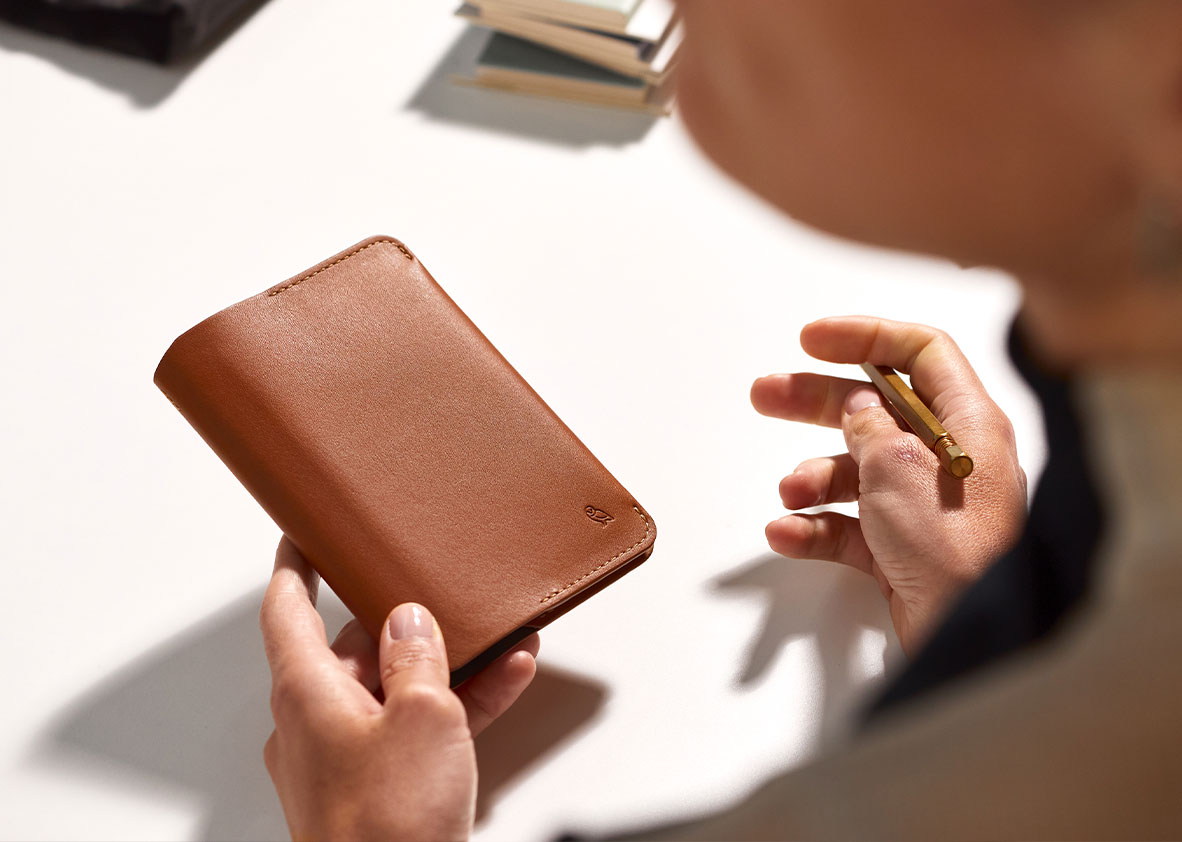 Notebook Cover | 小さめの革製手帳カバー | ベルロイ