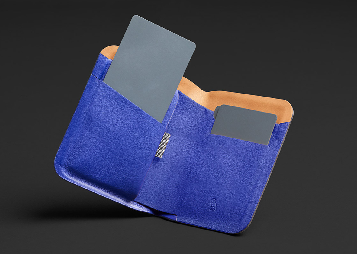 Apex Note Sleeve | 成形レザーを使用した二つ折り財布 | ベルロイ